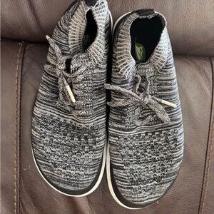 New Altra Monochrome Knit Sneakers women’s Size 8.5